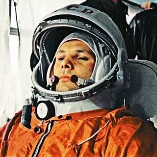 Кто был дублером 1 космонавта земли