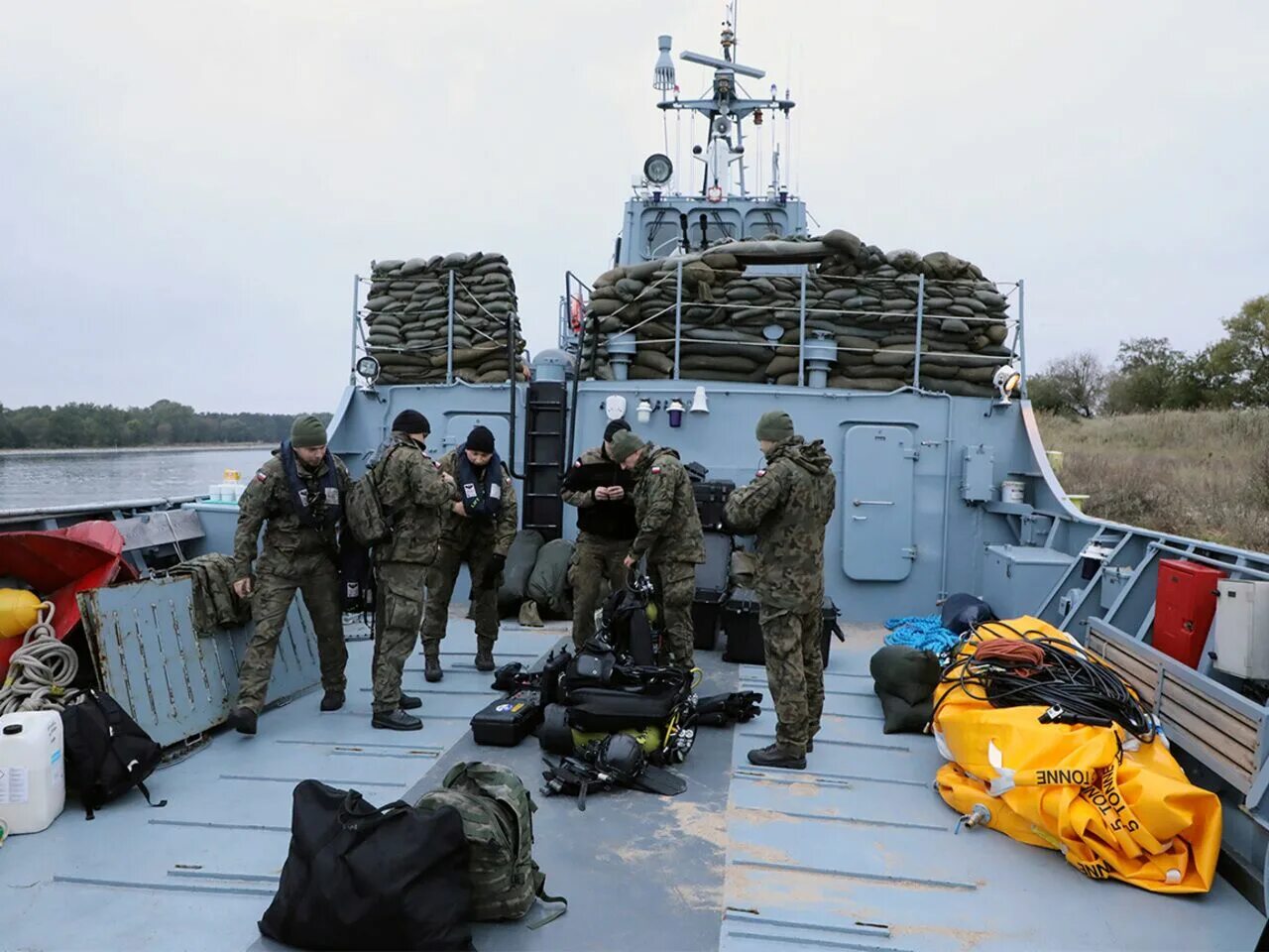 В Польше взорвалась бомба. Толбой взрыв. Сейсмическая бомба «Толлбой». Польская бомб. During attempt