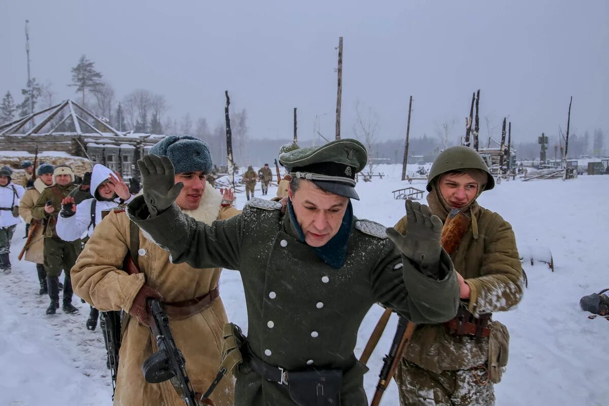 Военно историческая реконструкция в Мещерино 2022. Военно-историческая реконструкция 2022 Новосибирск 7 мая-. Фото реконструкция боя старый Оскол 5 февраля 2021. Риа армия