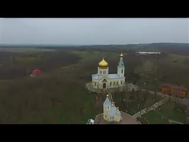 Петровка мясниковский район ростовская область. Храм в Петровке Ростовская область. Петровка храм Ростовская область Святой источник. Село Петровка храм матери Божией. Церковь иконы Божией матери «Живоносный источник» (Петровка).