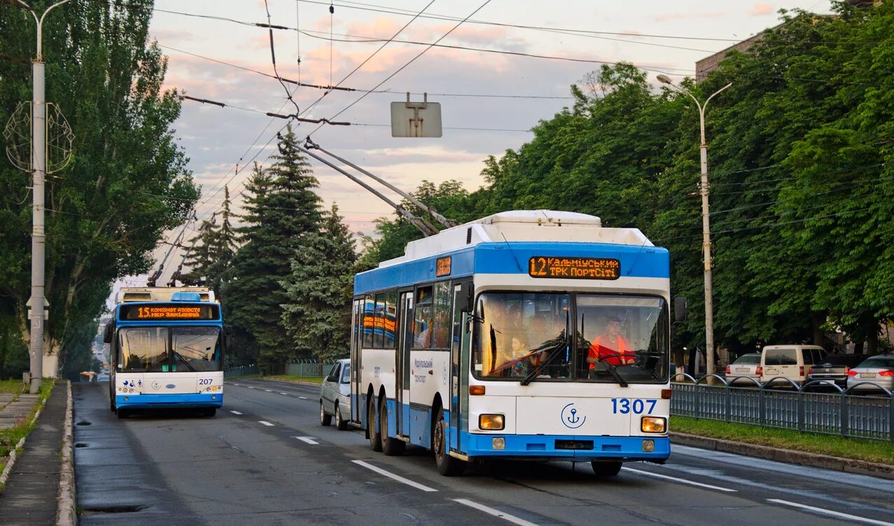 Мариуполь троллейбус. Мариупольский троллейбус сейчас. Троллейбус Мариуполь сейчас. Троллейбусные маршруты Мариуполь. Местоположение троллейбуса