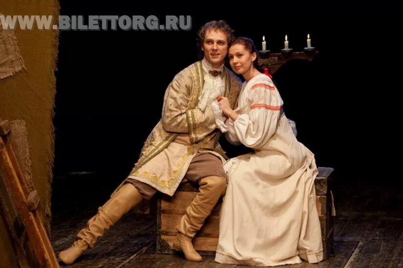 Спектакль про богатырей. Четвертый богатырь рамт. Афиша спектакль четвертый богатырь. Пьесы на 4 персонажа. Пьесы на 4 персонажа.
