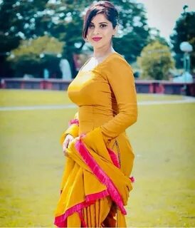 Punjabi Dress, Pakistani Dresses, Beauty Full Girl, Beauty Women, Ladies Ku...