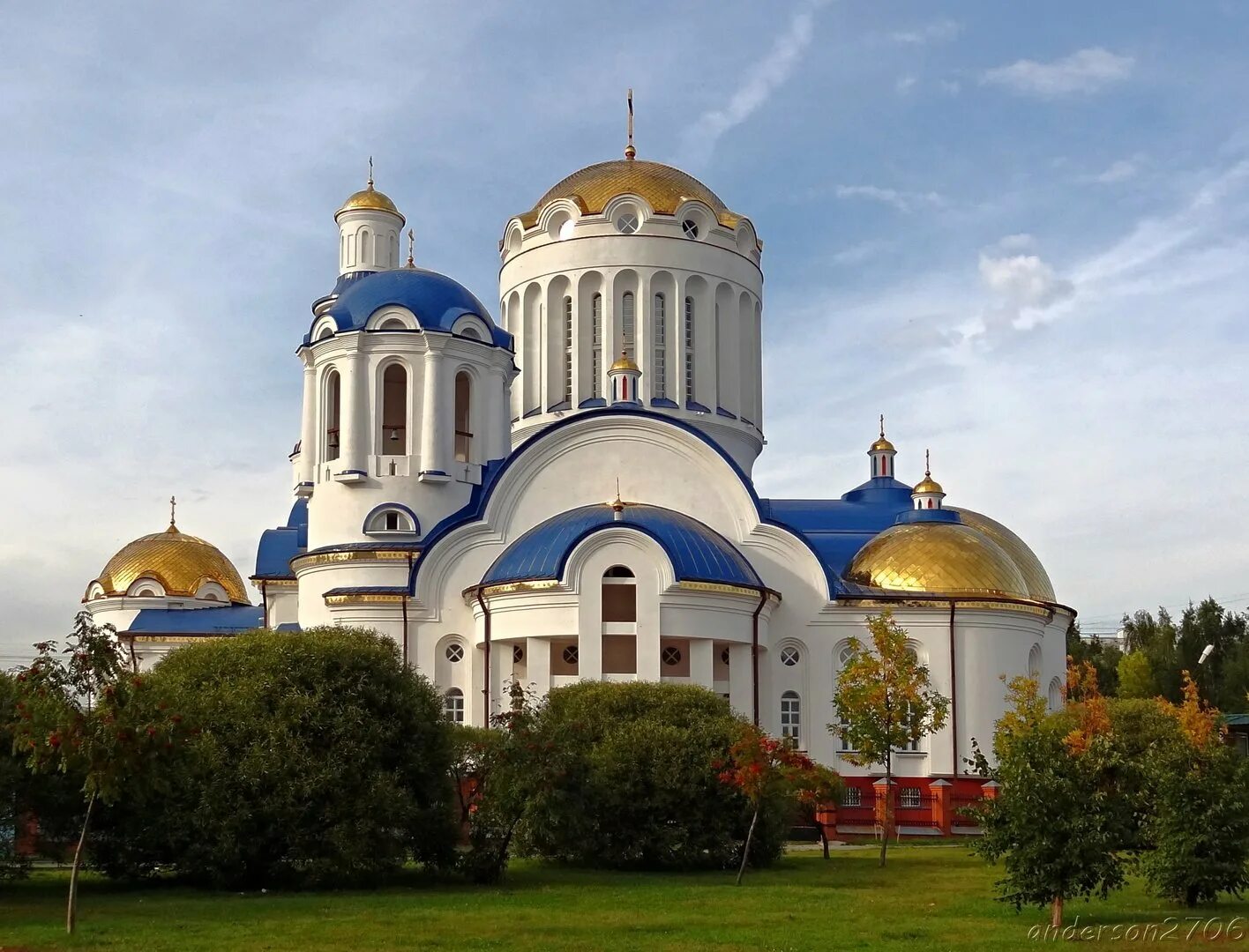 Сайт московской церкви. Церкви Москвы. Православная Церковь в Москве. Московские храмы и церкви. Красивые церкви Москвы.