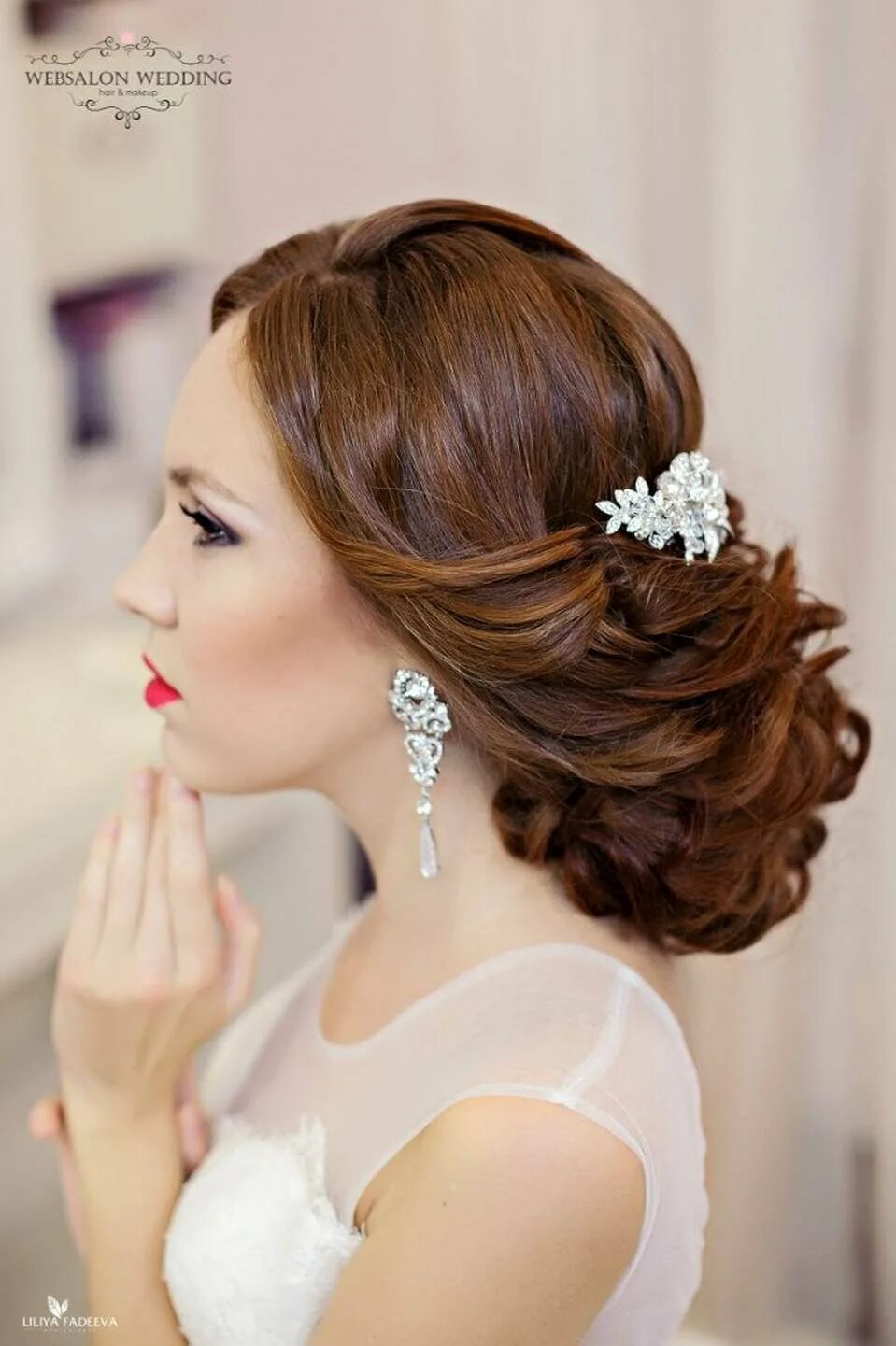 закрытые прически. элегантные прически на длинные волосы. прическа ракушка на короткие волосы.