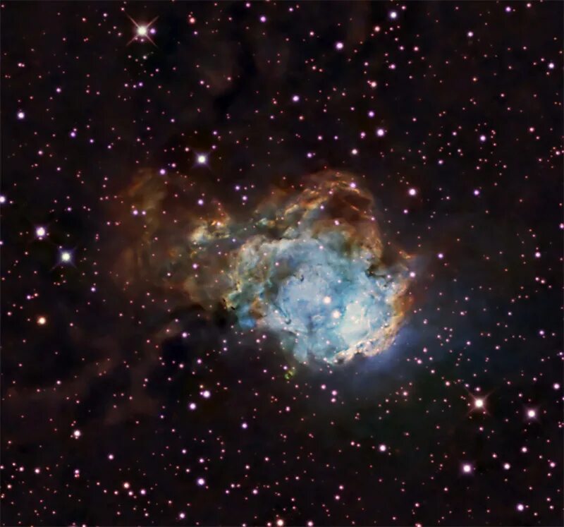 Ngc. NGC 7538. Туманность пузырь. Эмиссионная туманность пузырь. NGC 1560.