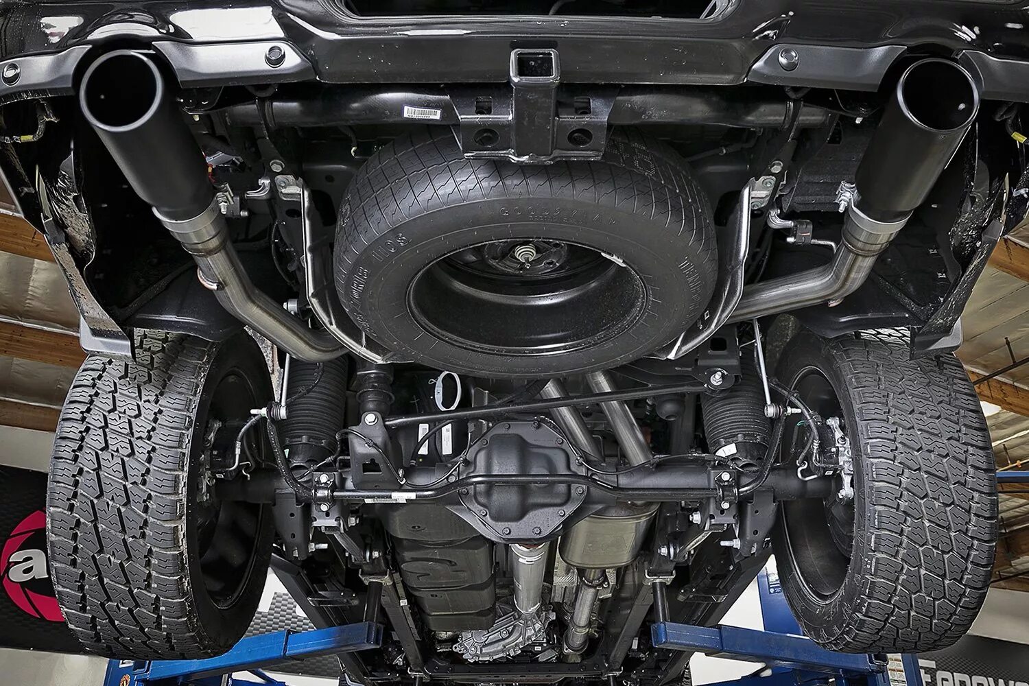 Система ram. Выхлопная система ram 1500. dodge ram trx exhaust. выхлоп додж рам 1500. додж рам вид снизу.