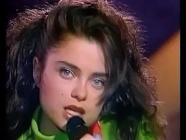 Наташа королева 1989. Песня киевский мальчишка. Наташа королева киевский мальчишка. Киевский мальчишка наташа. Песня киевский мальчишка.