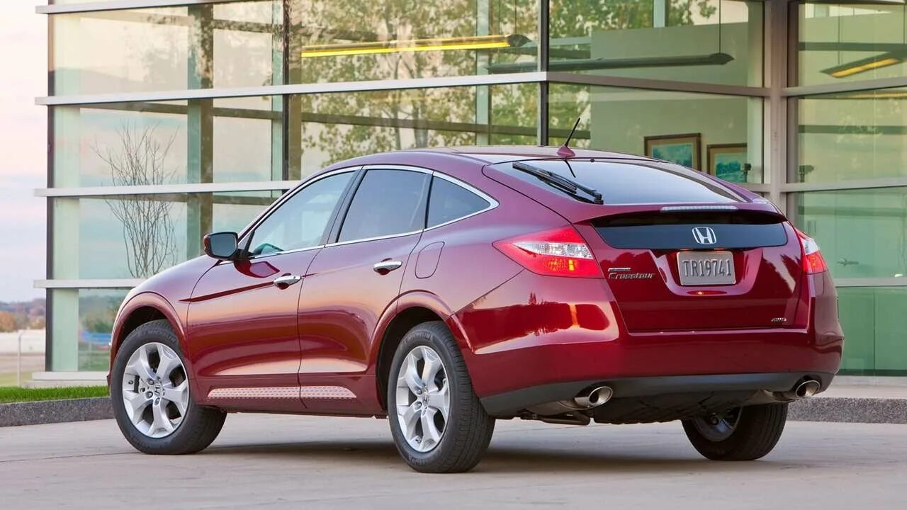 2011 honda civic si coupe. Honda crosstour 2010. Хонда кросстур 2015. Хонда кросстур 2013. Honda city car.