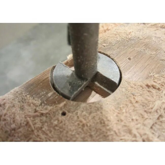 Сверло для шкантов по брусу 20 мм. Бош gbm13hre. Сверло форстнера wolfcraft. Инструмент для сверления больших отверстий в металле 180мм. Чем просверлить отверстие в дереве.