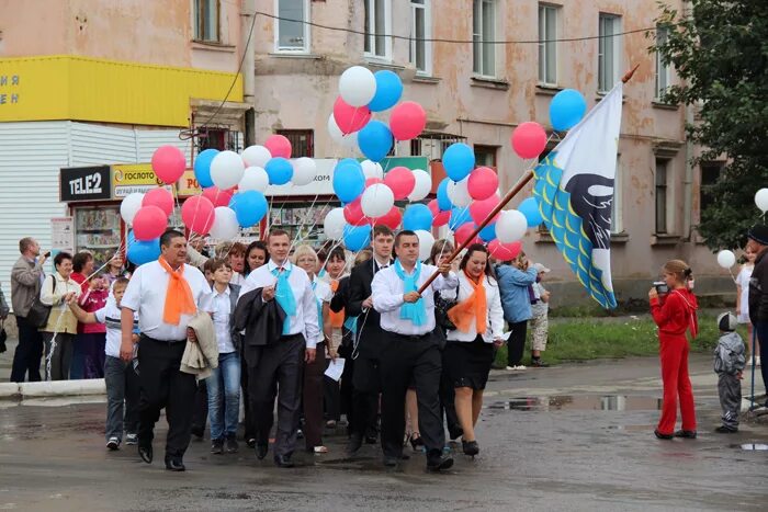 Погода в поселке красногорский. Пгт Красногорский Челябинской области. Поселок Красногорский Челябинская область. Шествие юбилей района. Шествие к юбилею поселка.