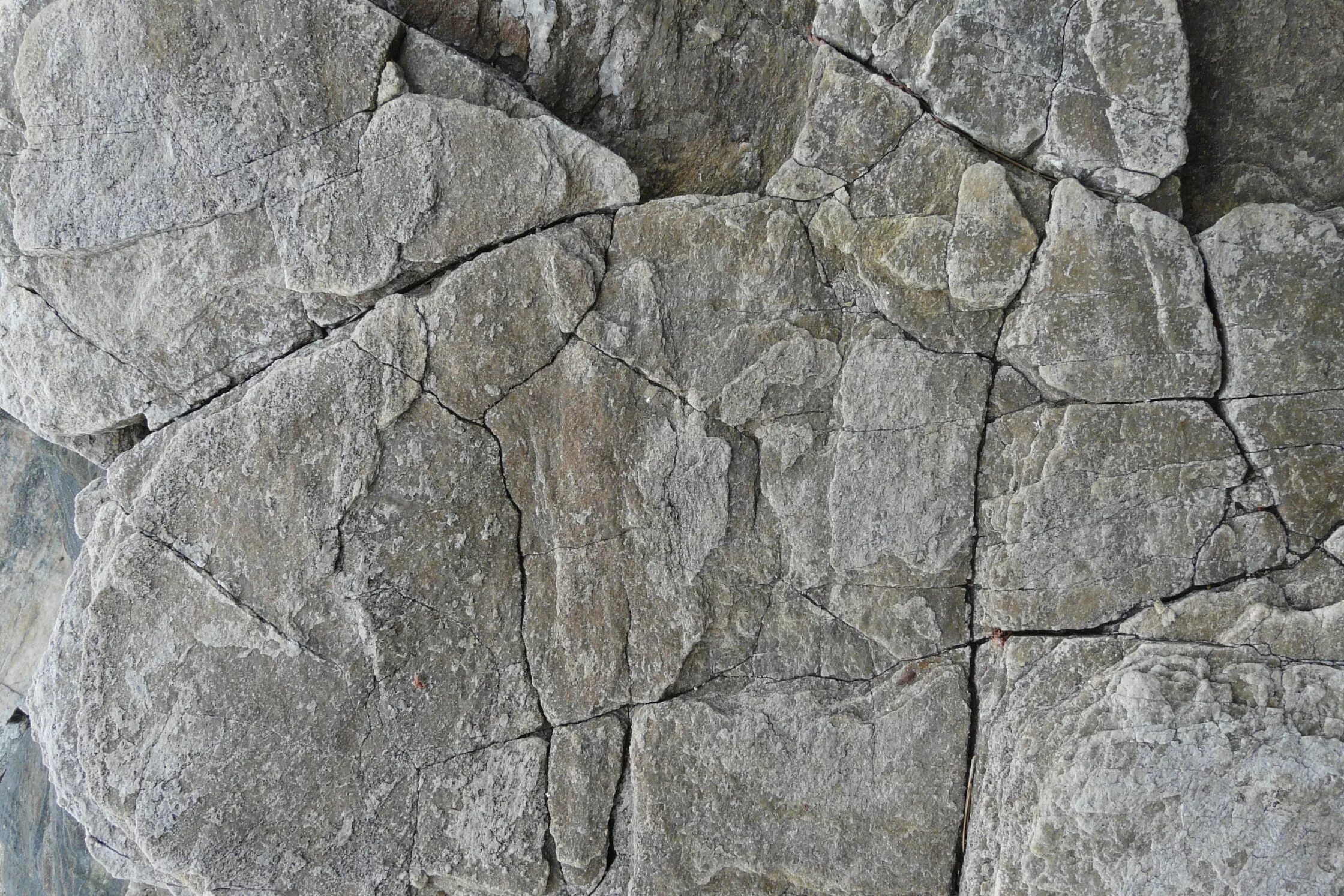 Тесан это. Скалистый камень фактура. Камень скала фактура. Текстура скалы. Текстура камня скалы.
