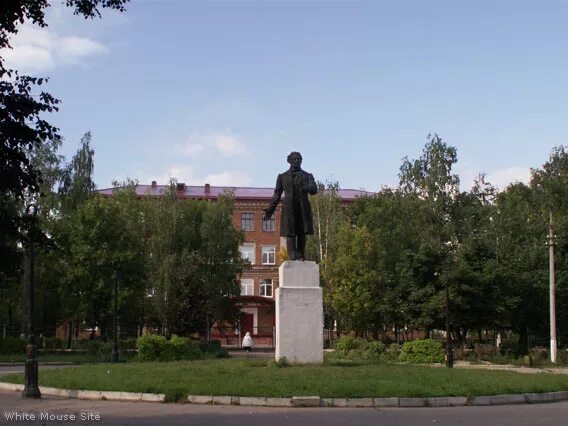 Памятник пушкину в орехово-зуево. Орехово зуево площадь пушкина. Памятник пушкину в орехово-зуево. Площадь пушкина орехово-зуево. Площадь пушкина орехово-зуево.