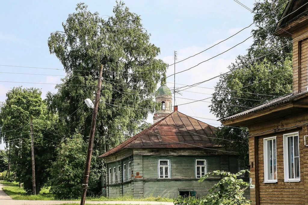 Тверская область д холм. Деревня красный холм тверская область. Красный холм тверская область. Красный холм тверская область достопримечательности. Деревня овинищи тверская область.