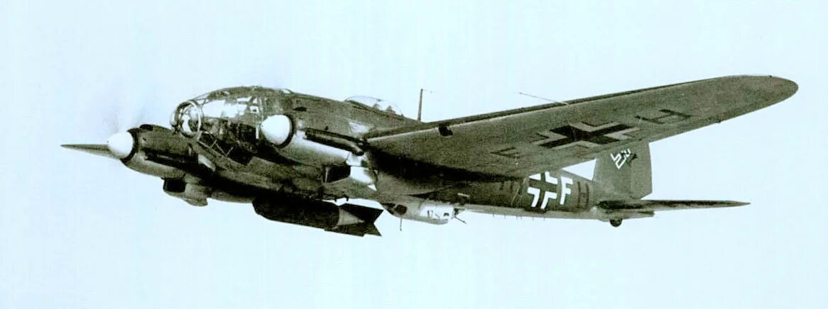 Heinkel h1 111. Heinkel h1 111. Хейнкель 111 бомбардировщик. Dewoitine d. Heinkel he 111 фото.