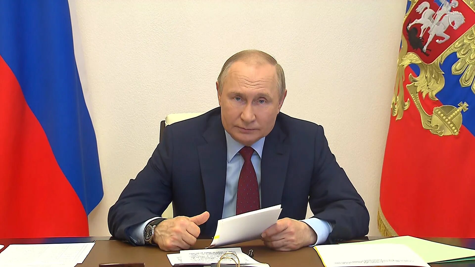 Прямая линия с путиным 2025 выплаты детям