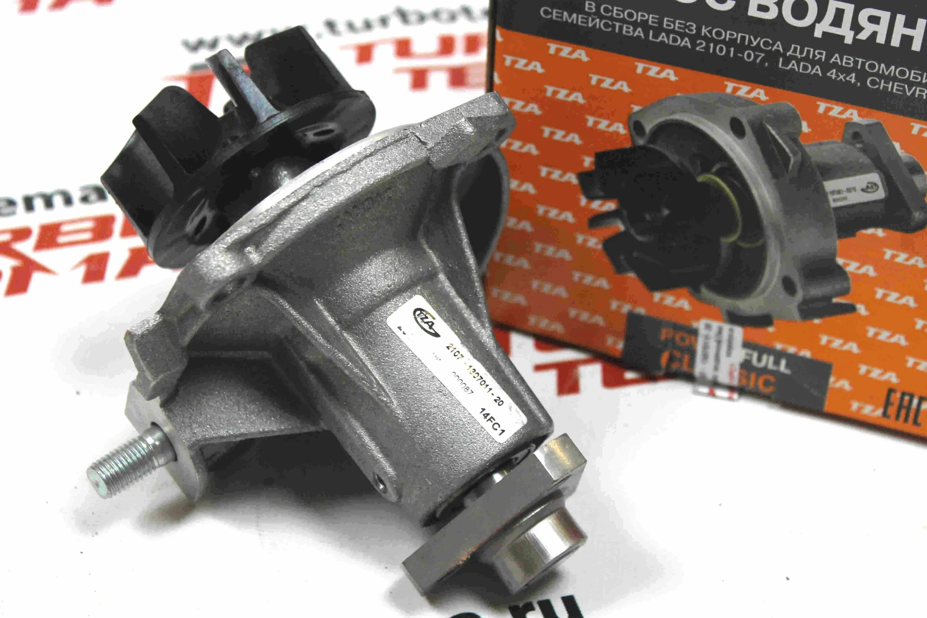 Помпа на ниву 2131. Помпа тза на ниву. Помпа нива урбан. Водяной насос ваз 2123 шевроле нива. Помпа ваз 2123 шевроле нива.