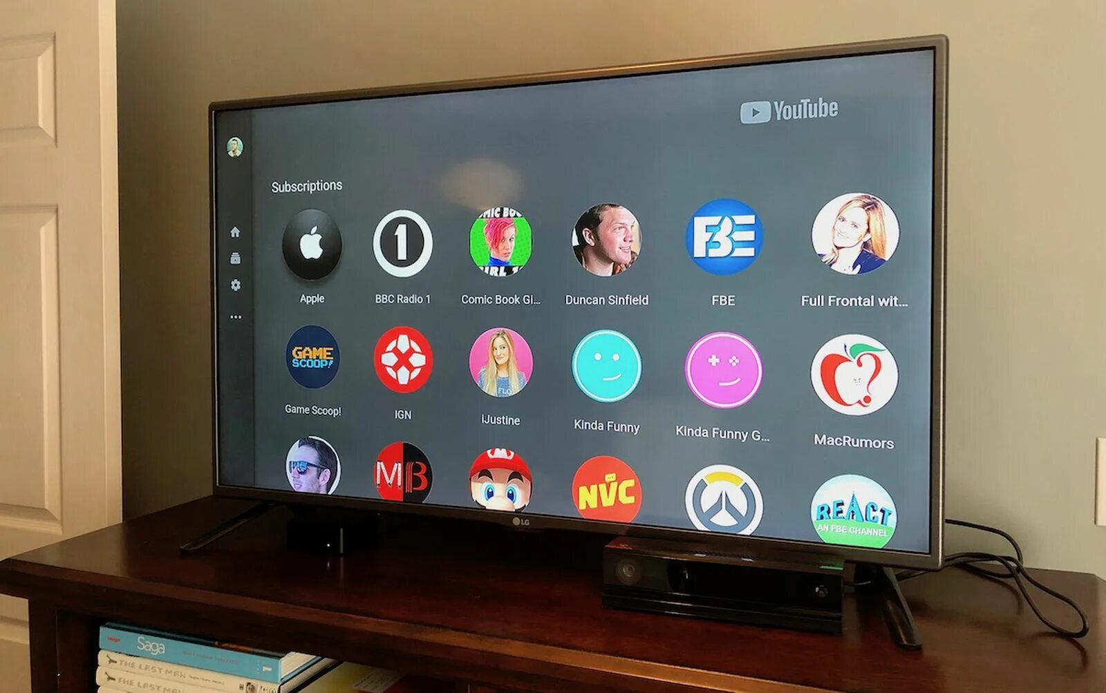 Телевизор эпл. Apple TV телевизор. Apple TV Интерфейс. Приставка для телевизора. Ютуб tv lg