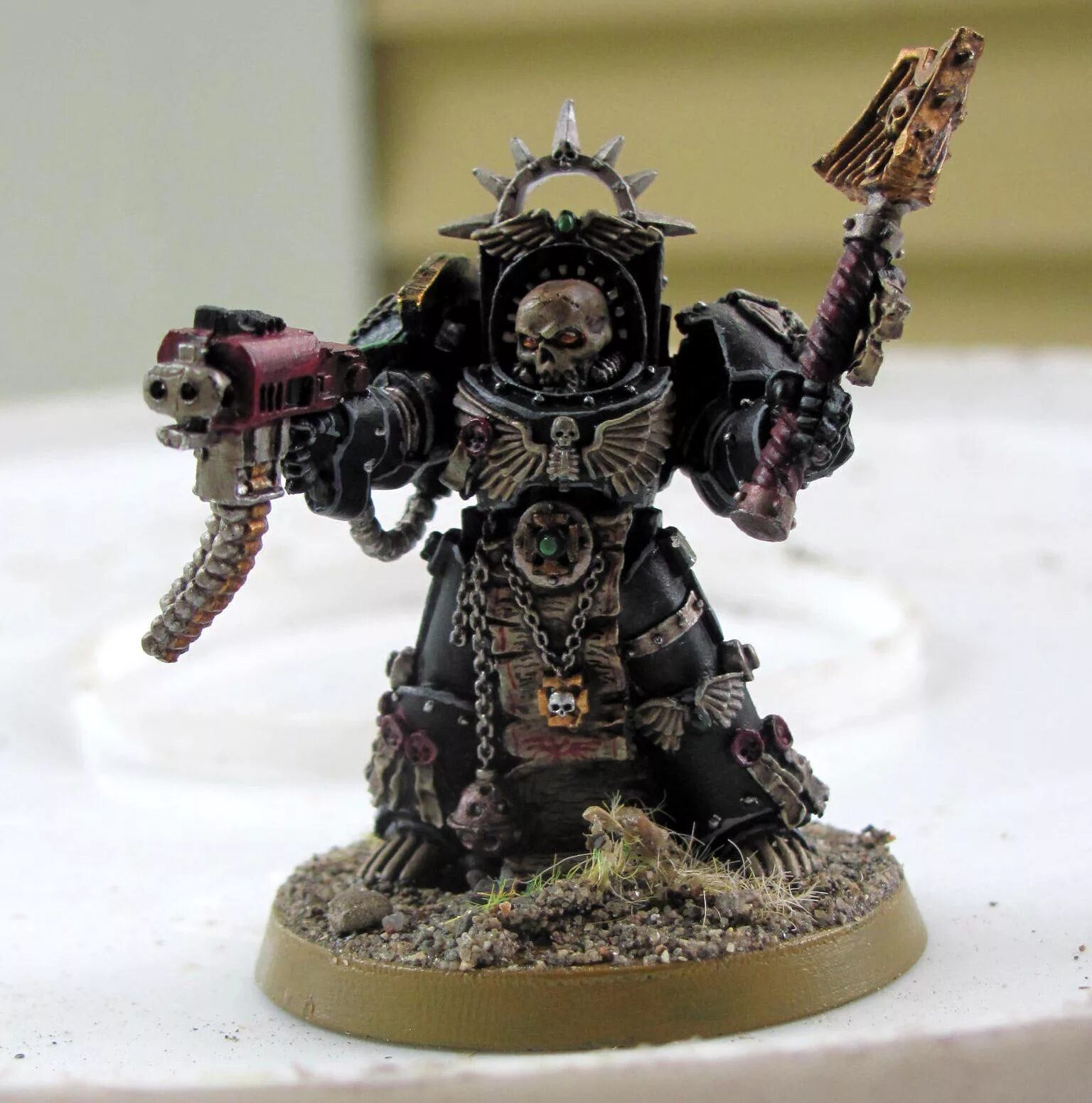 Warhammer 40000 крозиус Арканум. Interrogator-Chaplain in Terminator Armor. Крозиус вархаммер. Капеллан Терминатор.