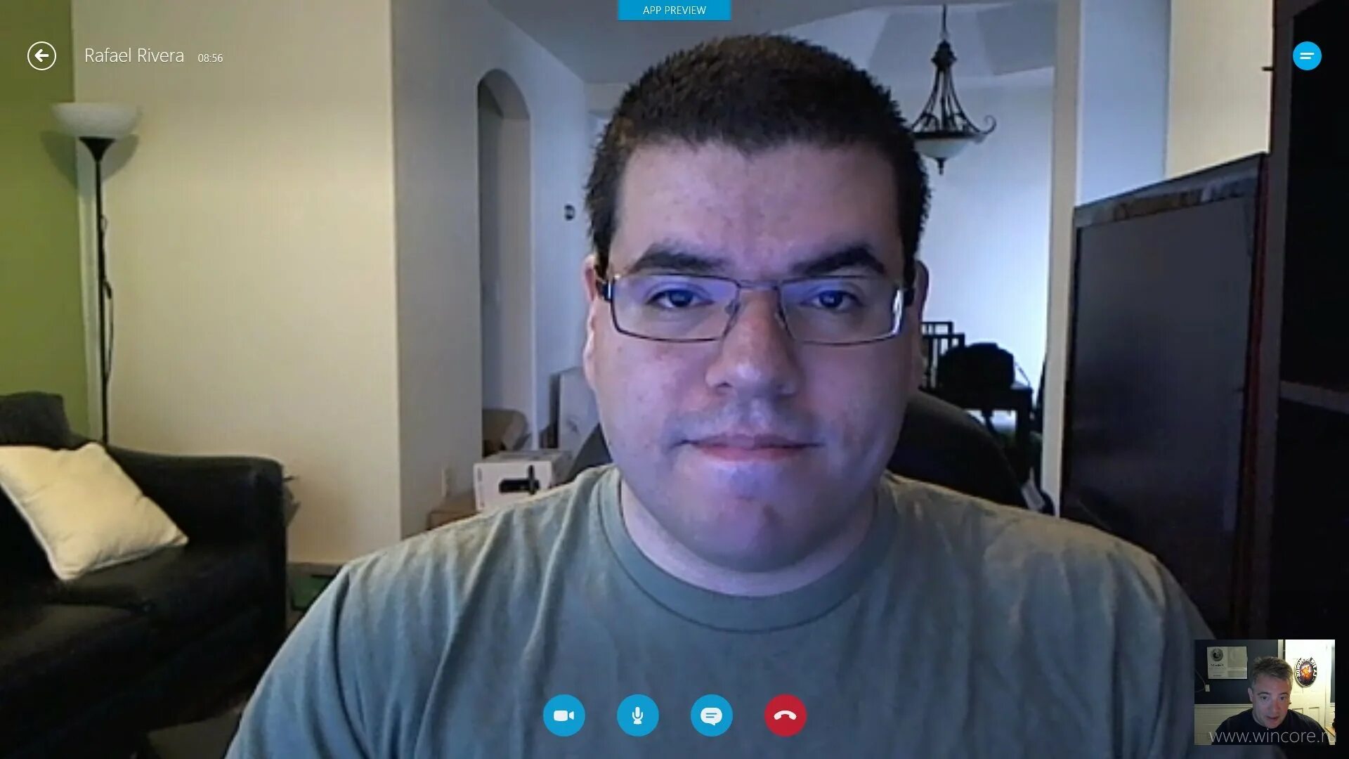 лицо с вебки. вебкам мужчины. веб камера и человек. мужики вебкамера. веб камера и человек.