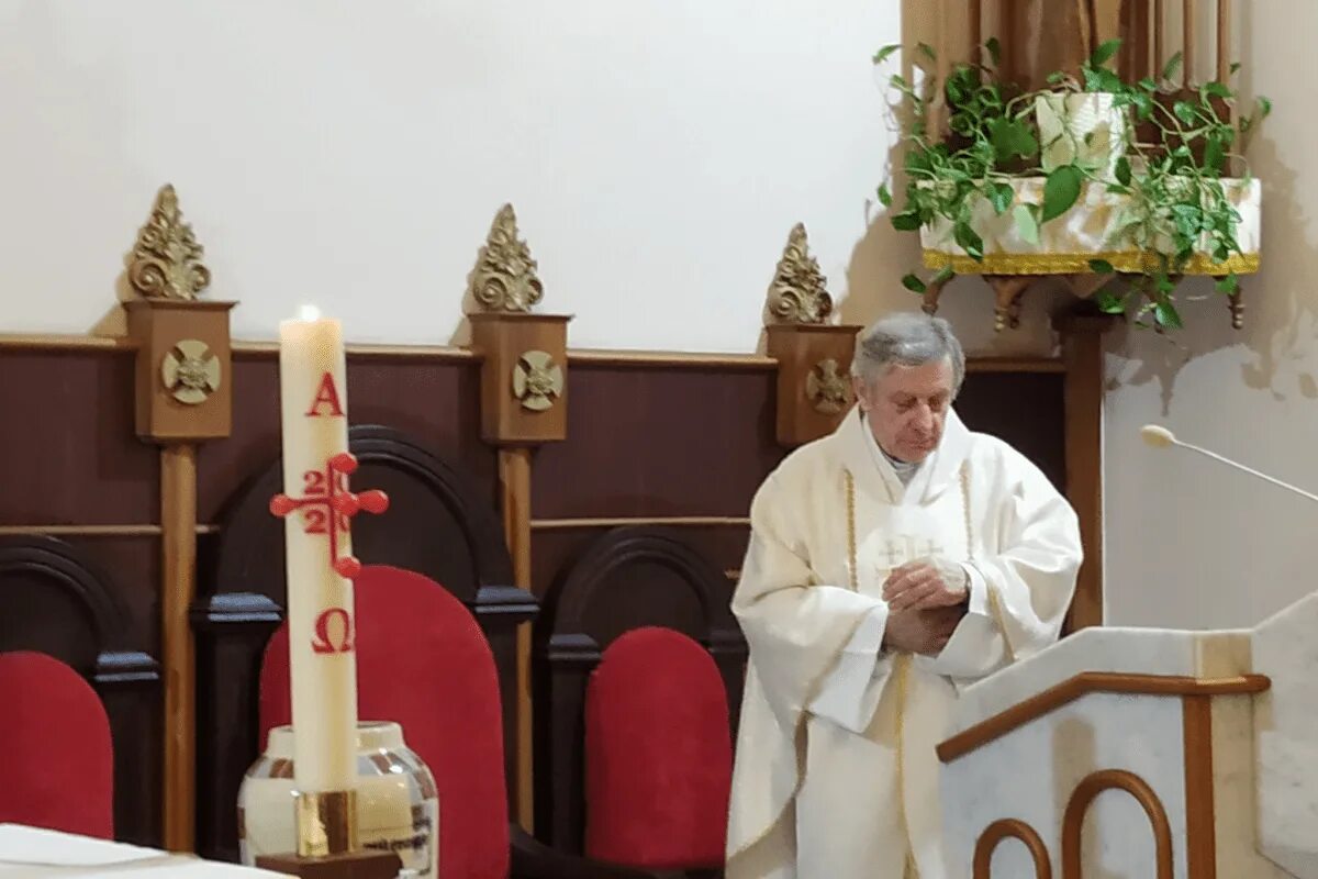 новый настоятель кафедрального собора непорочного зачатия. отец иосиф ильницкий. владимир кабак священник. вячеслав горохов священник. аббат католического монастыря.