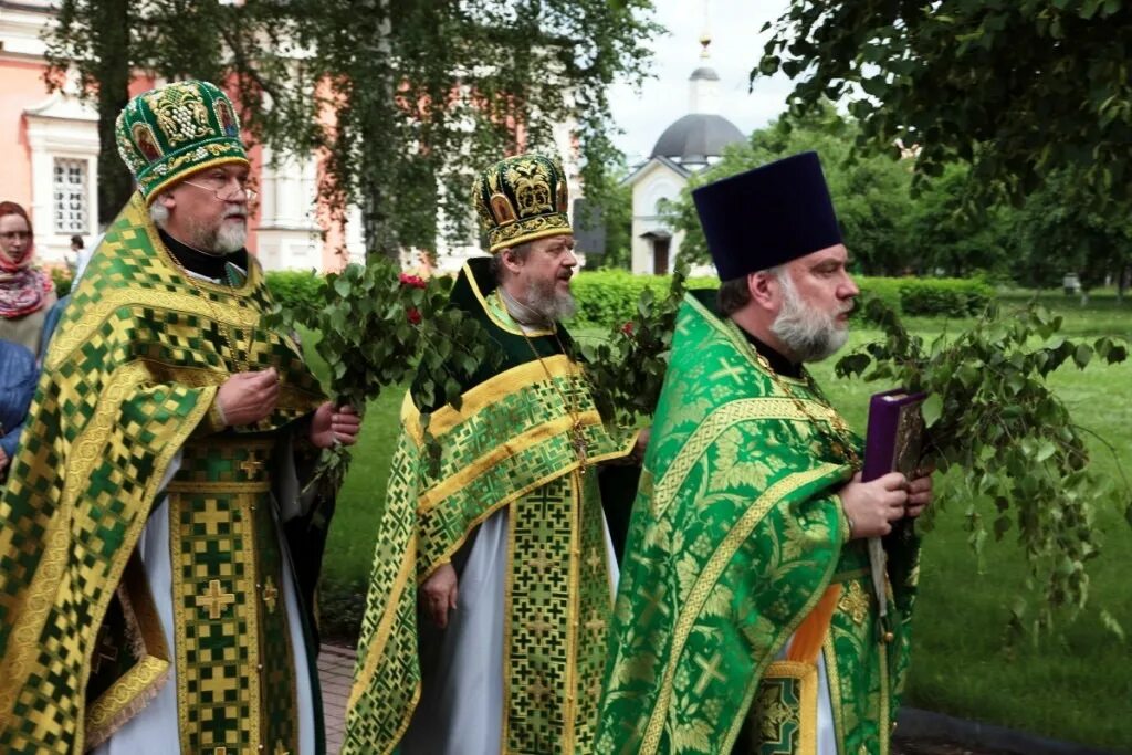 троица в усадьбе танеевых 2021. храм свиблово живоначальной расписание богослужений. храм свиблово живоначальной расписание богослужений. церковь живоначальной троицы в свиблово. троицкий храм свиблово расписание.