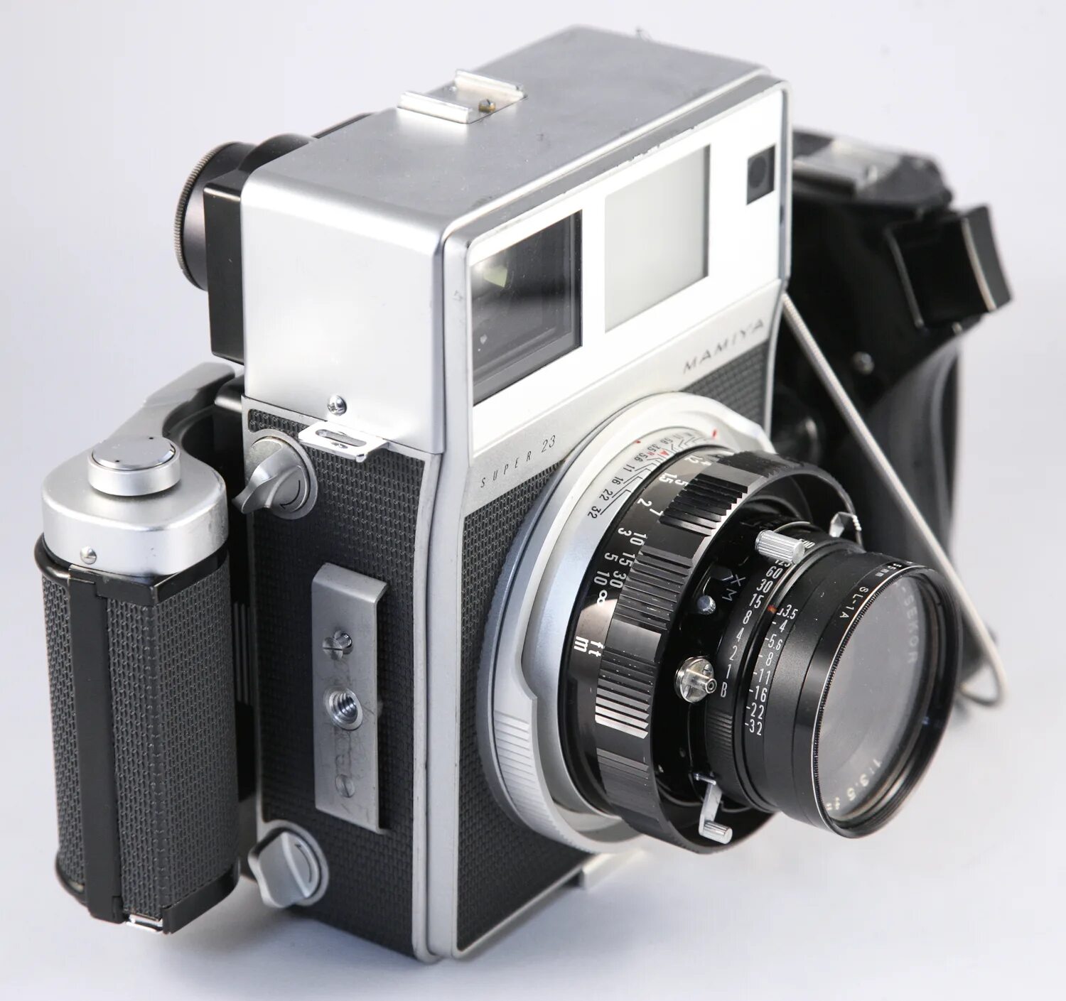 Фотокамеры среднего формата. Mamiya Universal 6x9. Mamiya super 23. Фотоаппарат Mamiya Press 23. Среднеформатный фотоаппарат Mamiya.