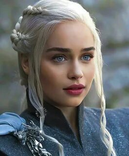 Emilia Clarke, Ünlüler, Ünlüler, Mor Saç, Saç Renkleri, Makyaj Look, Güzell...