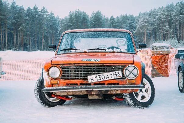 St auto дикие. Рычаги ваз 2105. Рычаги сток ваз 2101 2107. Жигули на рычагах ст авто. St auto сток дрифт.