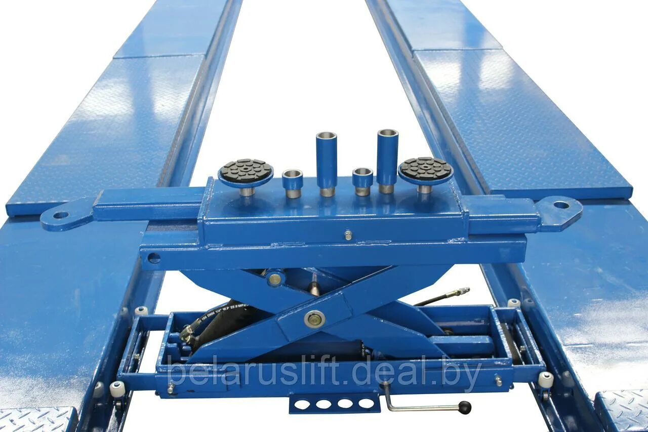 Траверса пневмогидравлическая 2т. Траверса электрогидравлическая г/п 2,0т. Подъемник четырехстоечный f3. Траверса для подъемника четырехстоечного. Траверса подъемник.