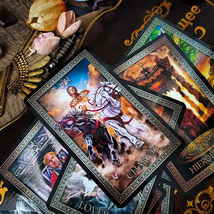 Купить карты таро магазине. Tarot Grand Luxe. Колода Гранд Люкс Таро. Карты "Tarot Grand Luxe". Таро Гранд Люкс галерея.