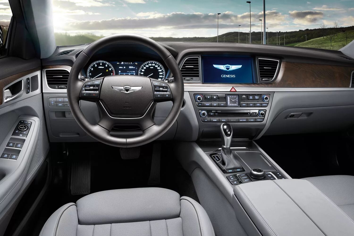 Genesis gv80 салон. Genesis g80 салон. Hyundai genesis g90 2016. Hyundai genesis 2016 салон. Genesis салон.