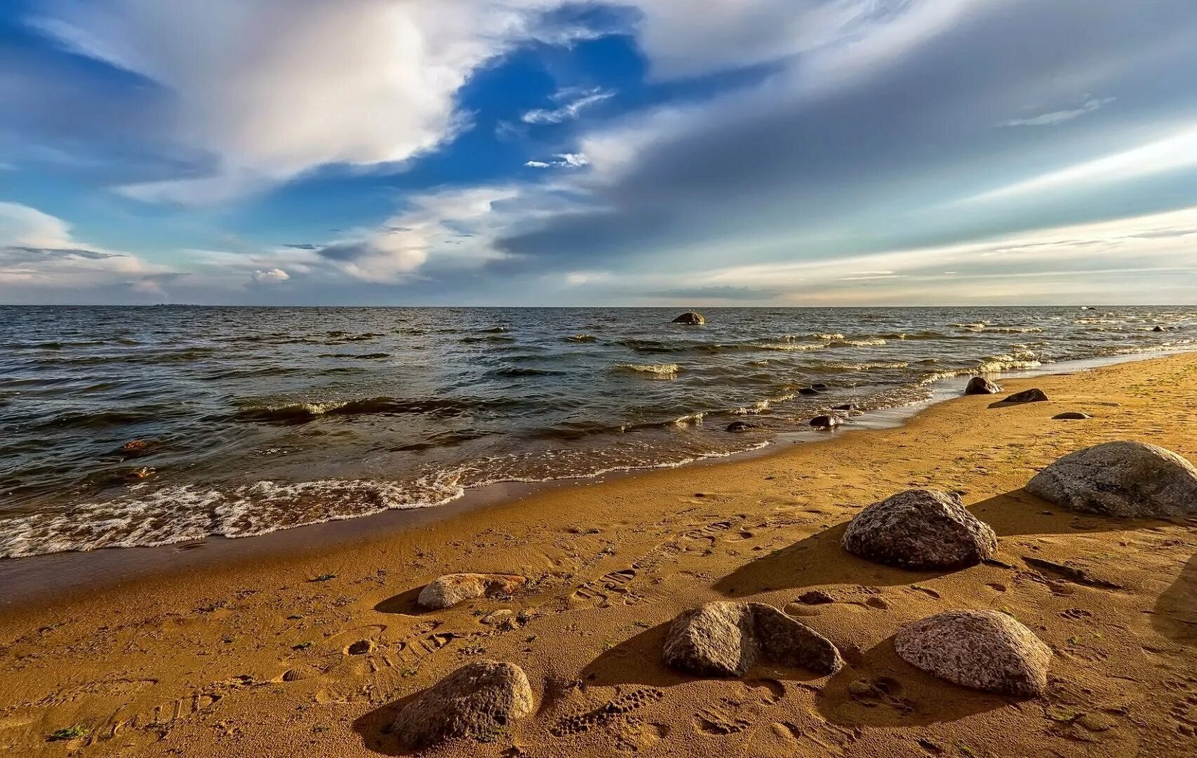 Финский залив Балтийского моря. Берег Балтийского моря финский залив. Репино финский залив. Питер берег финского залива.