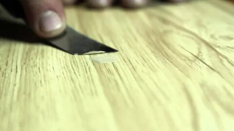 Как убрать царапины с дивана