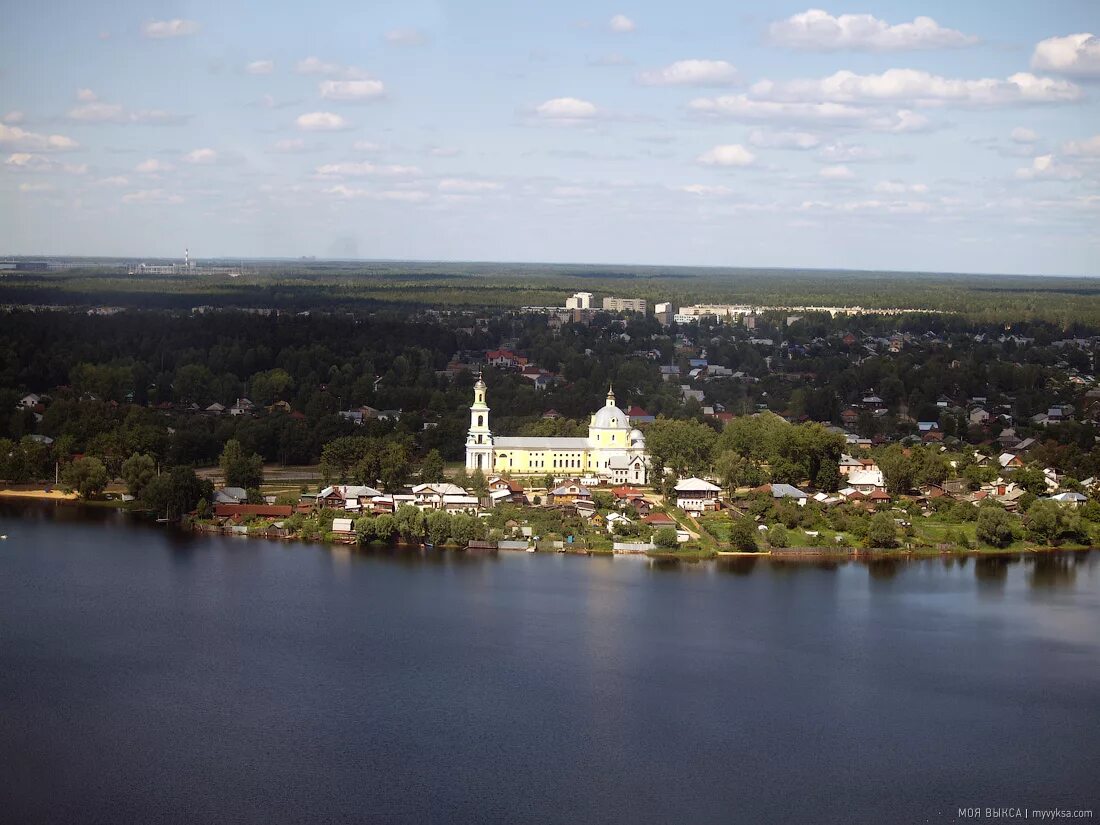 Выксунские городские сайты. Христорождественская Церковь Выкса. Город Выкса Нижегородской области. Выкса Церковь на реке.