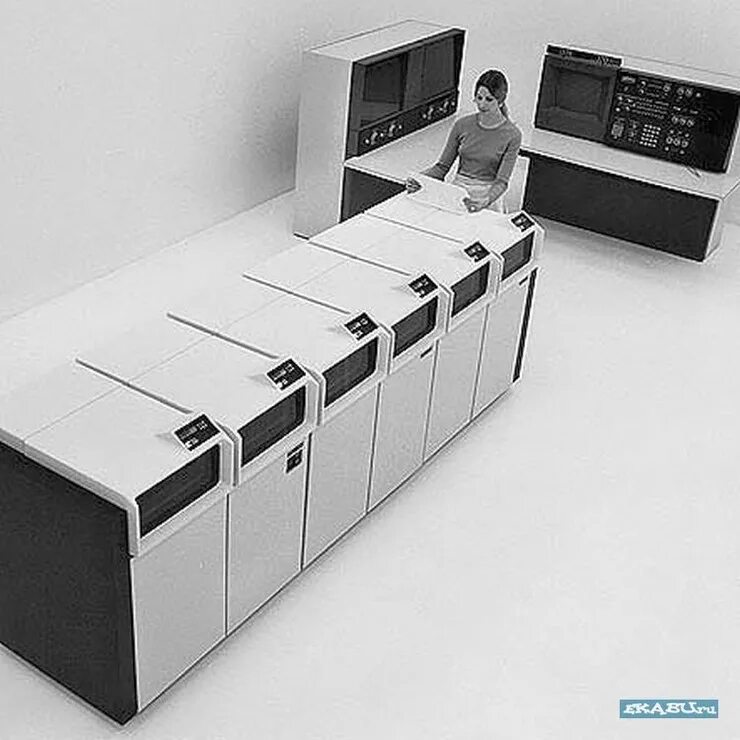 IBM 3370. Первый принтер IBM 1403\. Принтер IBM 3 1990. IBM 3380. Ibm цена