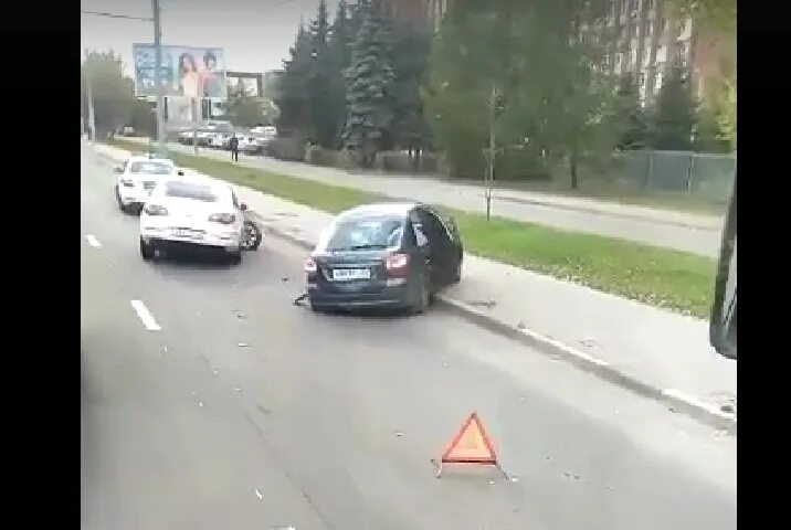 Авария на Московском проспекте Ярославль сейчас. Происшествие на Московском проспекте Ярославль. Новости 22.02 24