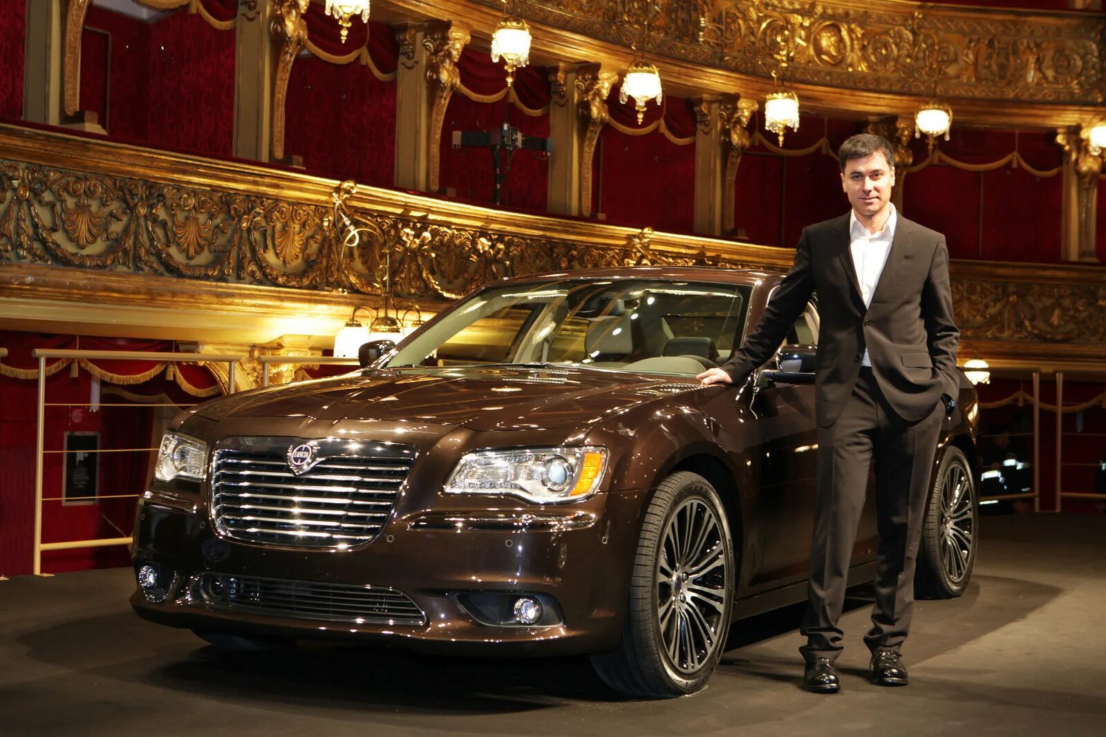 Mitsuoka Galue Limousine S50 рестайлинг 2008, 2009, 2010, седан, 3 поколение тех
