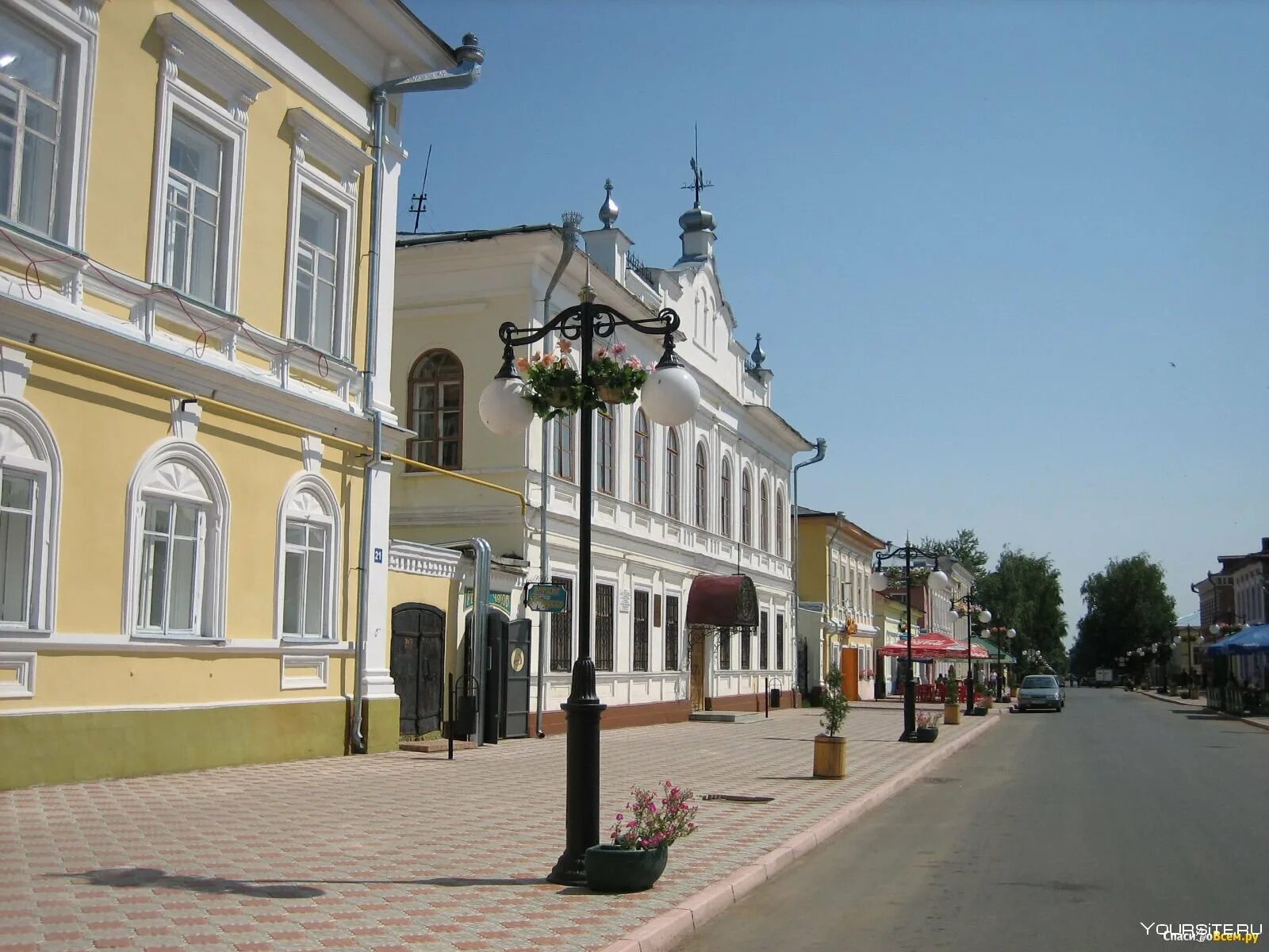 Улица городе елабуга. Елабуга исторический центр. елабуга центр города. город елабуга татарстан. казанская улица елабуга.