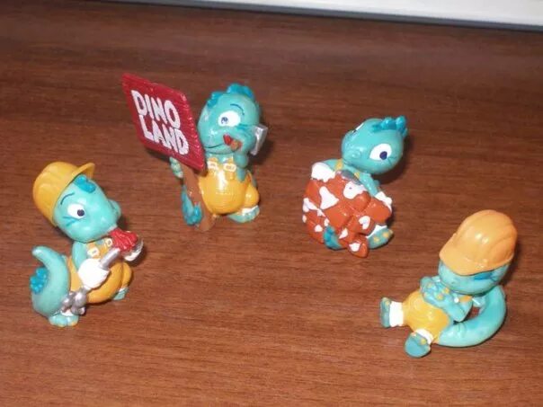 киндер сюрприз х. коллекции игрушек из киндер сюрприза 90-х. киндер сюрприз коллекция пингвинов. киндер бегемотики 90-е. киндер сюрприз 2000е.