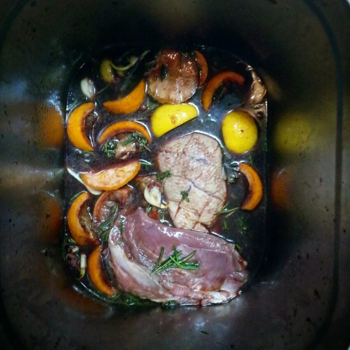 Утка тушка. Маринад для утки. Маринад для утки. Утка маринованная. Как замариновать утиную.