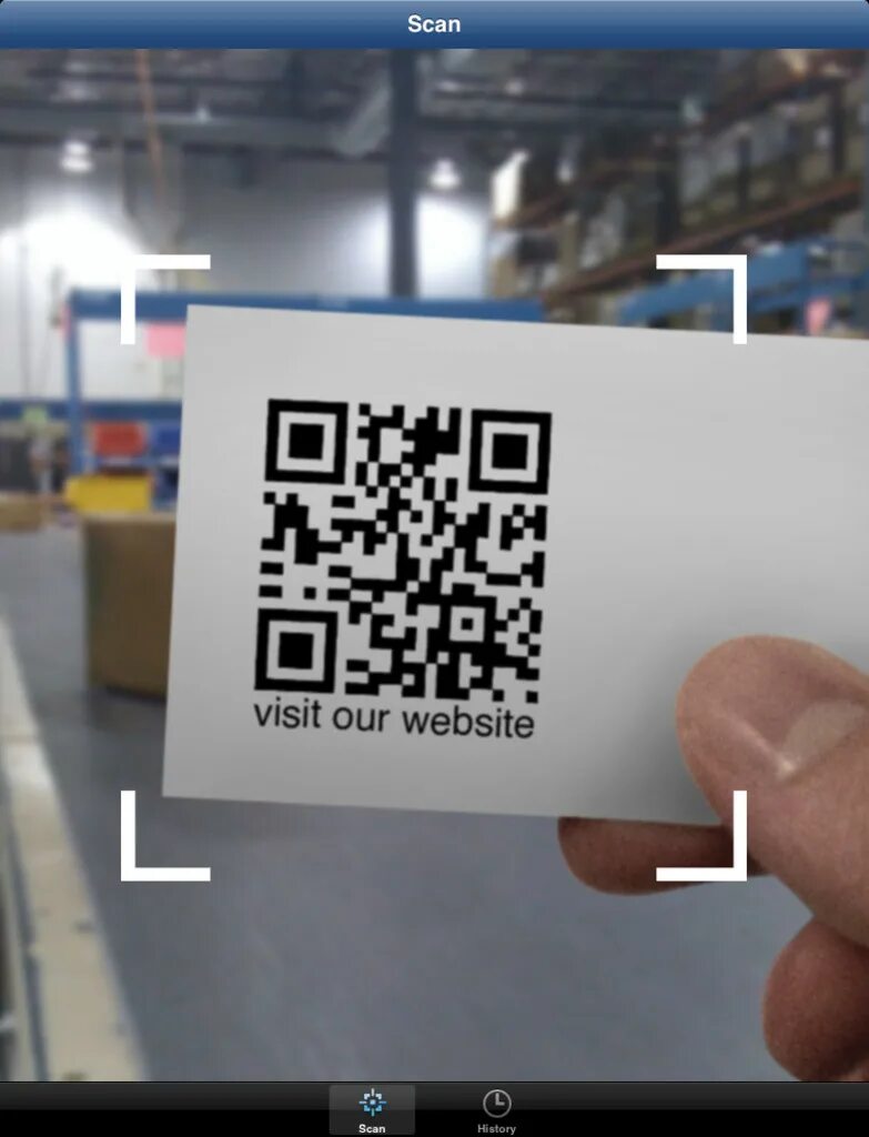 Потеряла qr код. QR код. Сканер QR кодов. Смартфон QR код. QR коды для сканирования.