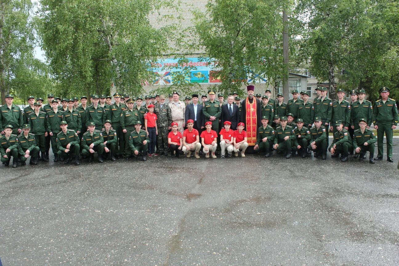 Работа саратов военкомат. Саратов сборный пункт призывников. Сборный пункт военного комиссариата Саратовской области. Саратовский областной военный комиссариат. Областной военкомат Саратов.