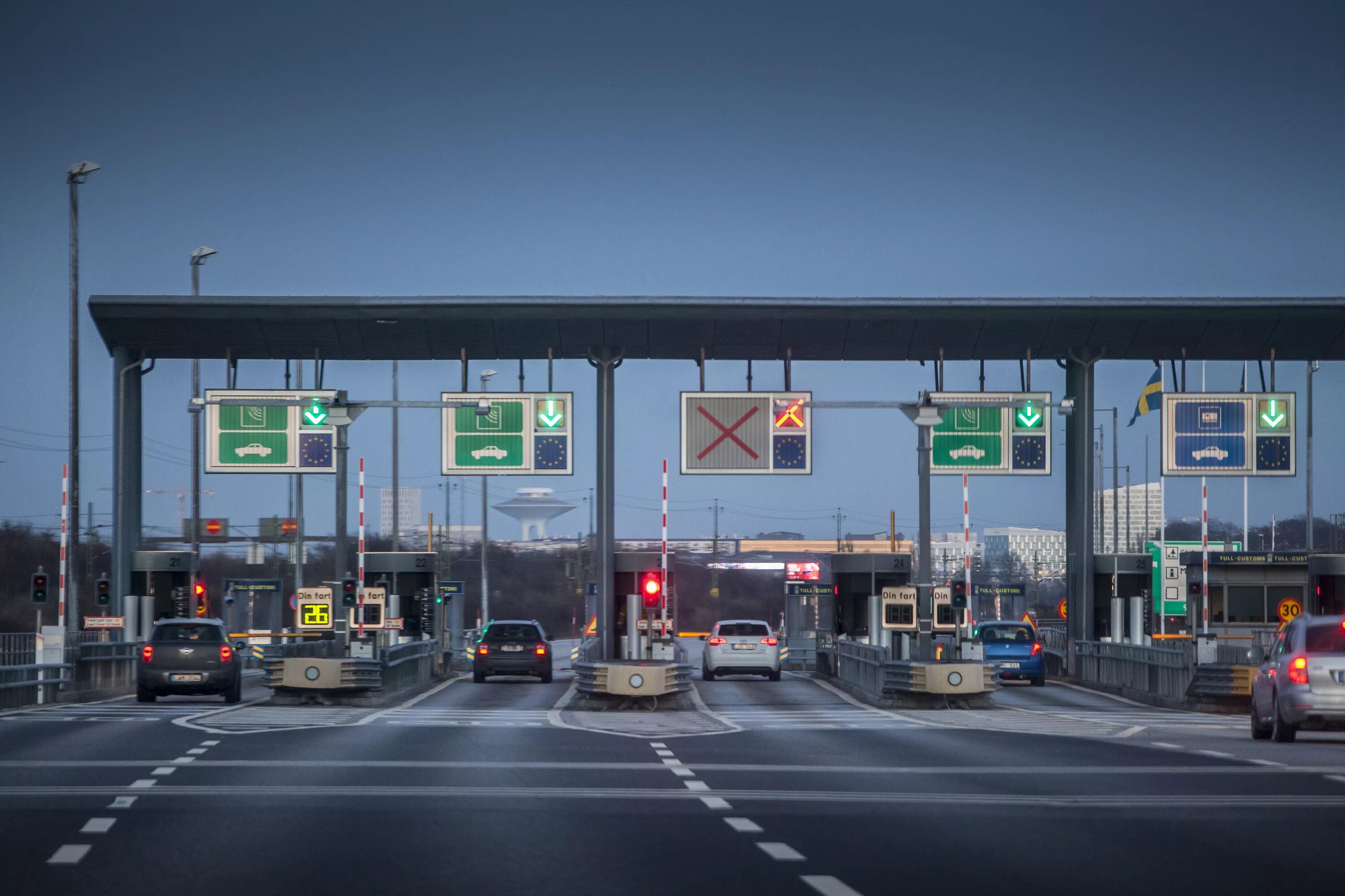 Der toll. The toll-gate. Record toll customs. Usa toll roads. Платные дороги в германии.