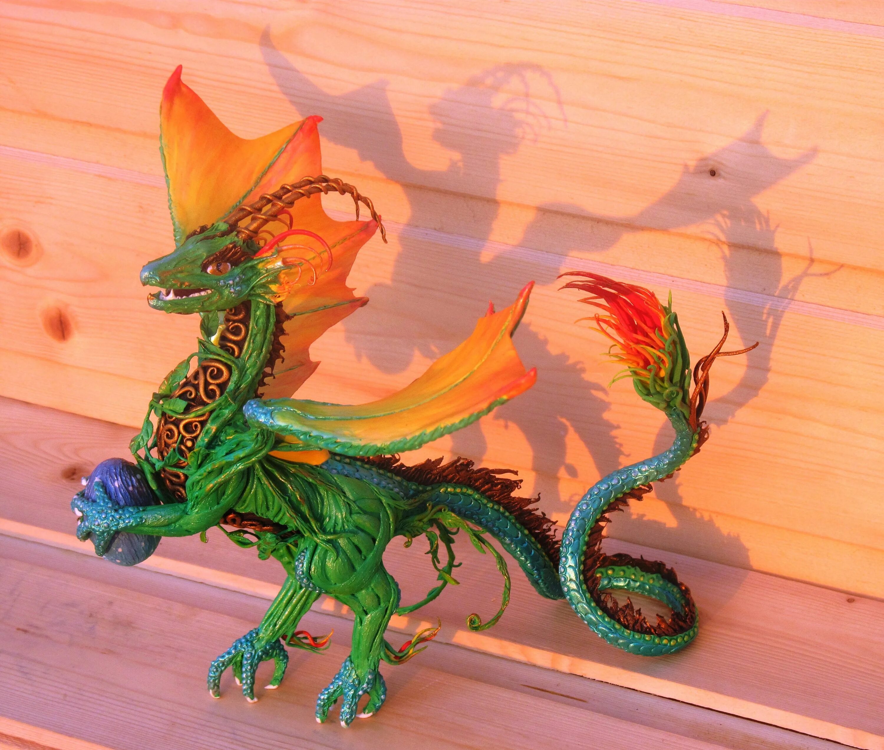 Китайский зеленый дракон 2024. Зеленый деревянный дракон. Зеокныф деревянный дракон. Зеленый деревянныйтдракон.