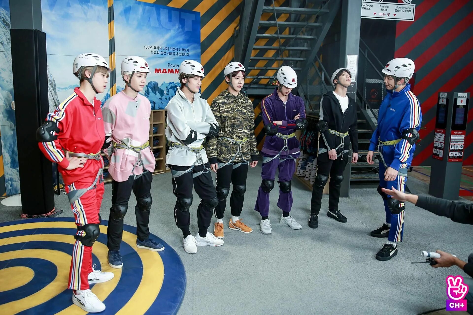 Руны бтс. Run bts шоу. шоу ран бтс. bts run bts. bts run ep.