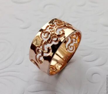 Перстень золотой без камней