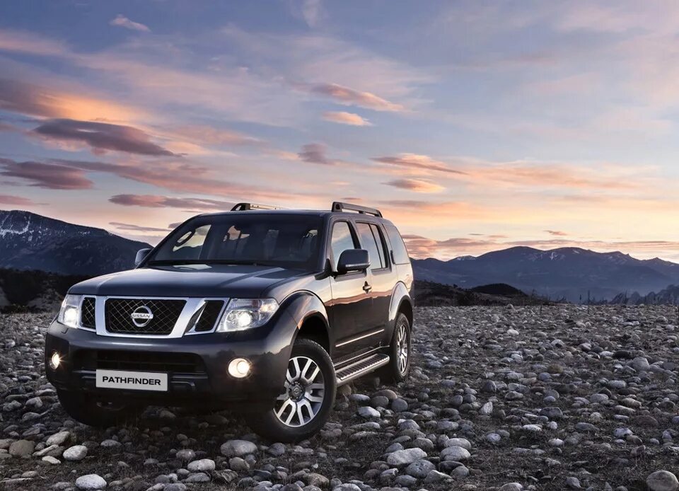 2011 Nissan Pathfinder Adrenalin Motors
