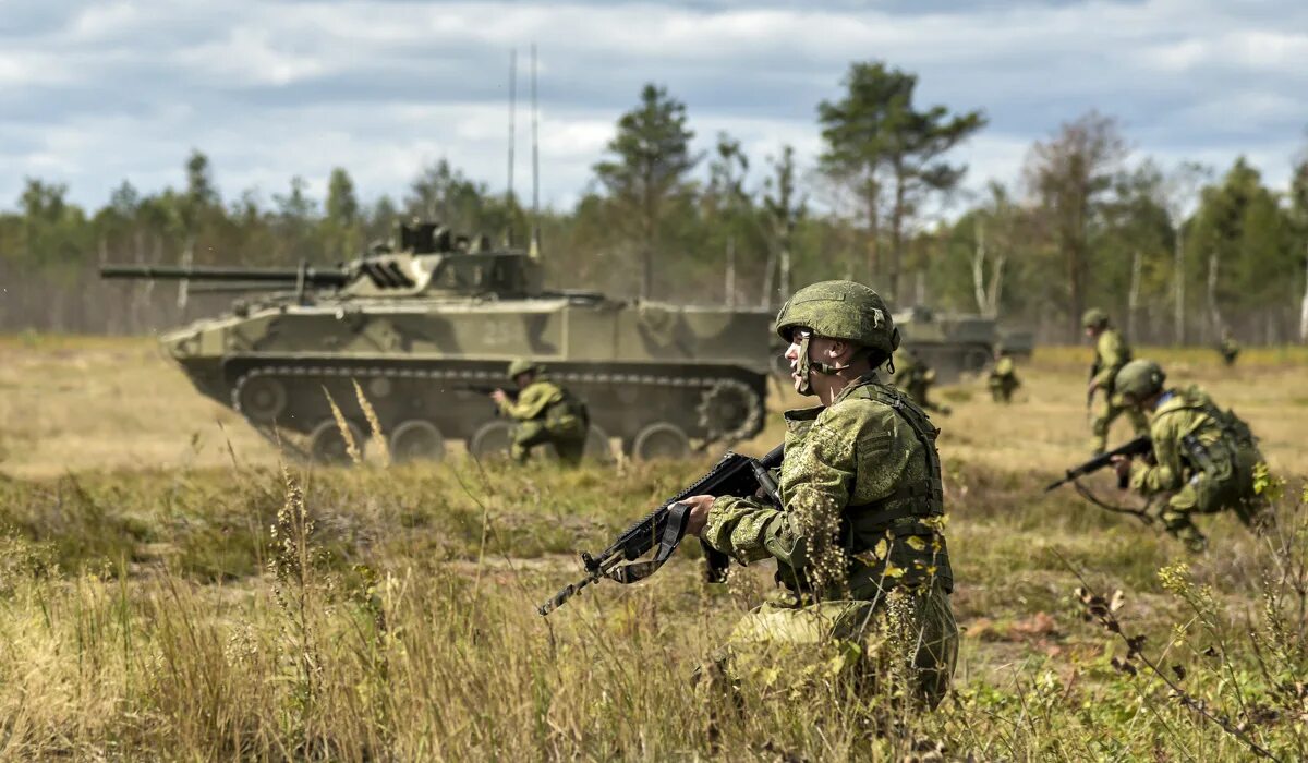 Военные учения 7 букв. Учения Запад 2020-2021. ОДКБ Нерушимое братство-2021. Учения вс РФ 2021. Запад 2013 учения Каменка.