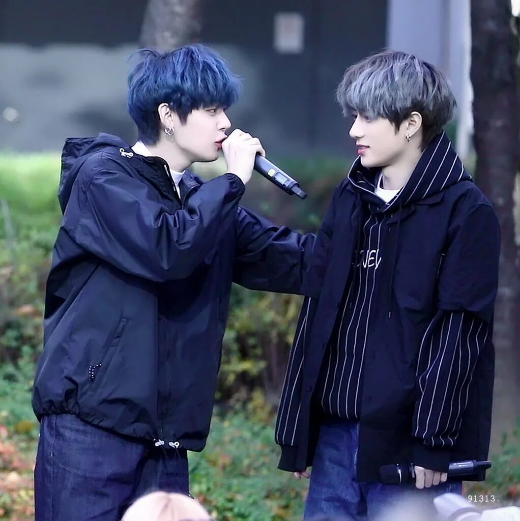 Soobin yeonjun. бомджуны txt. бомгю и ёнджун. ёнджун txt. субин и тэхён.